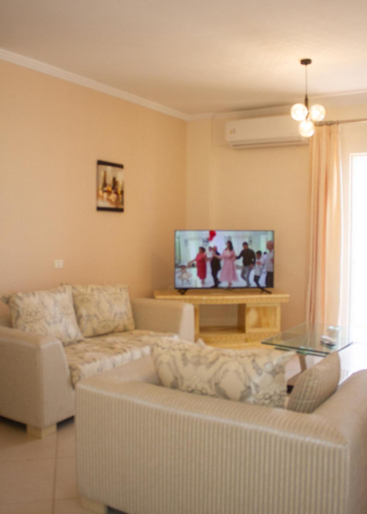 Leon Sea View Apartment Sarandë Exteriör bild