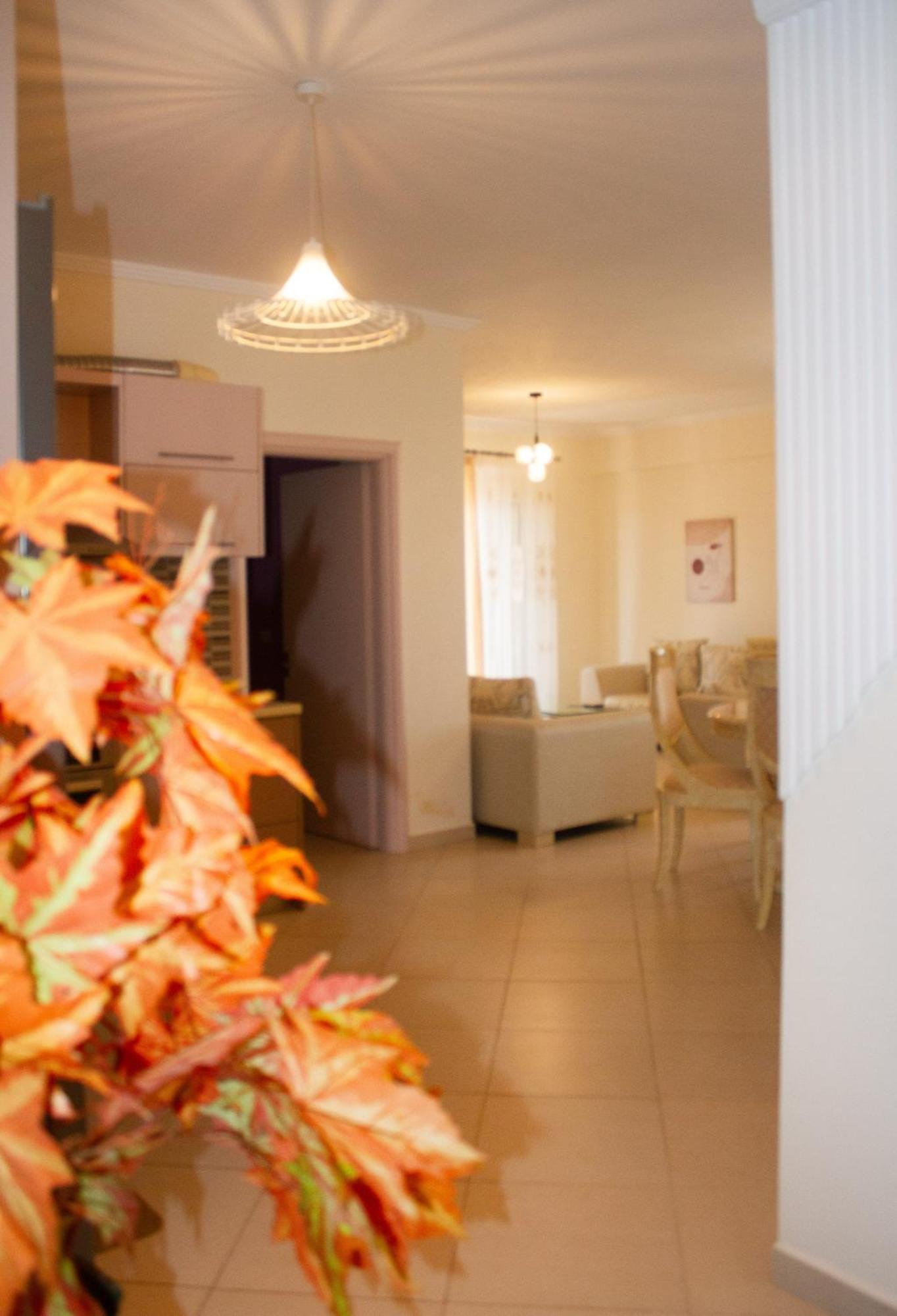 Leon Sea View Apartment Sarandë Exteriör bild